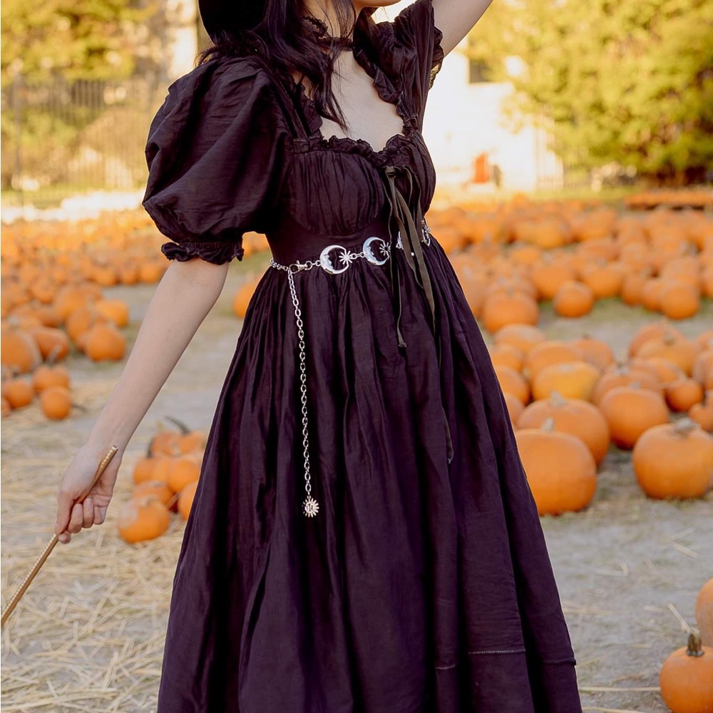 Gently worn XXS Selkie black midi dress